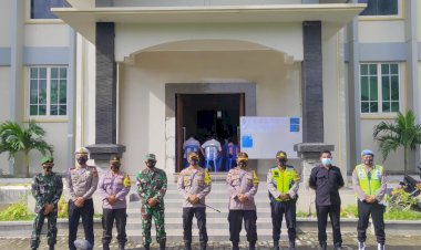 Kapolres-Cek-Langsung-Pelaksanaan-Pengamanan-Ibadah-Jumat-Agung