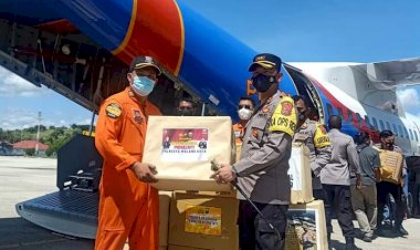 437-Koli-Bantuan-Mabes-Polri-Untuk-Korban-Bencana-Akan-Disalurkan-Polres-Sumba-Timur