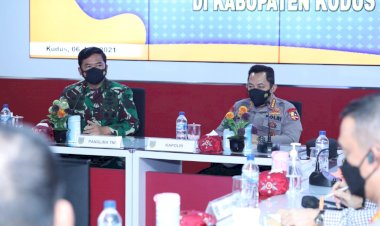Cek-Penanganan-Covid-19-di-Kudus,-Panglima-TNI,-Kapolri-dan-Kepala-BNPB-Perintahkan-Ini