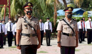 2-Tahun-2-Bulan-8-Hari-Jabat-Kasat-Intel-Polres-Sumba-Timur,-Iptu-Suparjo-Setijab-Kepada-Iptu-Gaspar