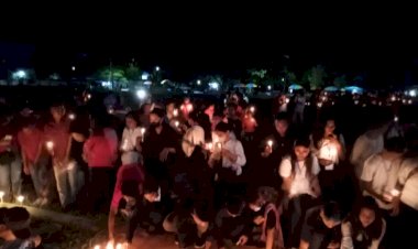 PAM-Parade-1.000-Lilin-Damai-Natal,-Polres-Sumba-Timur-Libatkan-105-Personil