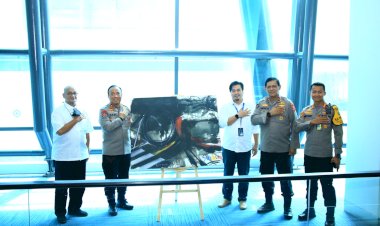 Polri-Percantik-Bandara-Soetta-dengan-Lukisan-Karya-Para-Difabel