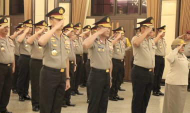 Polri-Gelar-Upacara-Korps-Raport-ke-42-Pati-dan-121-Pamen