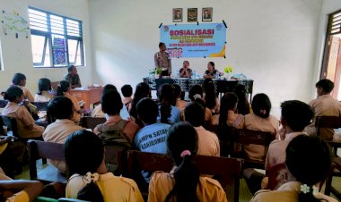 Cegah-Bullying-Di-Lingkungan-Sekolah,-Bripka-Dominggus:-Mari-Bijak-Bermedia-Sosial