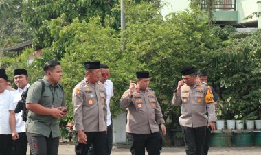 Ops-NCS-Polri-Kunjungi-Ponpes-Bumi-Shalawat-Sidoarjo,-Gus-Ali-Doakan-Pemilu-Aman-dan-Damai