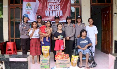 Sambut-HUT-Polwan,-Srikandi-Bhayangkara-Polres-Sumba-Timur-Gelar-Bansos-Di-Dua-Panti-Asuhan.