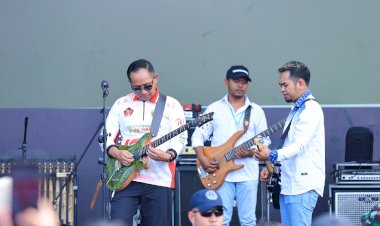 Panglima-dan-Kapolri-Kompak-Hadiri-Pesta-Rakyat-HUT-TNI-di-Monas