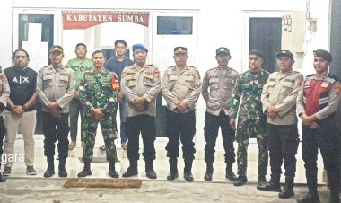 Patroli-Cipta-Kondisi-TNI-Polri,-Wujudkan-Pilkada-Aman-Dan-Damai-Di-Sumba-Timur