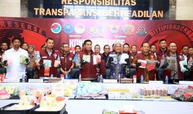 Dukung-Asta-Cita-Prabowo-Gibran,-Polri-Sita-Berton-ton-Narkoba