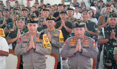 Sukseskan-Pilkada-2024,-Kapolri-dan-Panglima-TNI-Ikuti-Doa-Bersama-Lintas-Agama