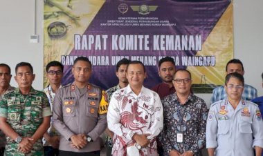 AKBP-E.-Jacky-Hadiri-Rapat-Komite-Keamanan-Di-Bandara-Umbu-Mehang-Kunda