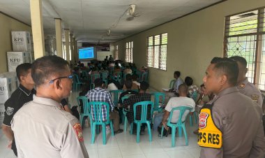 Kapolres-Sumba-Timur-Pantau-Langsung-Jalannya-Rapat-Pleno-Rekapitulasi-Pilkada-2024