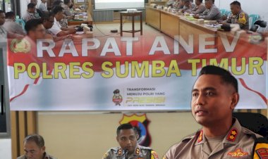 Gelar-Operasional-Bulanan:-Kapolres-Sumba-Timur-Evaluasi-Pelaksanaan-Tugas-dan-Kinerja-Satker