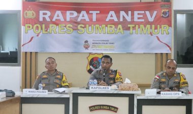 Polres-Sumba-Timur-Gelar-Rapat-Analisa-dan-Evaluasi-Kinerja-Bulan-Februari-2025