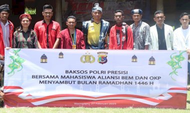 Polri-Gelar-Bakti-Sosial-Polri-Presisi-Sambut-Ramadhan-1446-H-Secara-Serentak,-Polres-Sumba-Timur-Laksanakan-Bersama-Mahasiswa