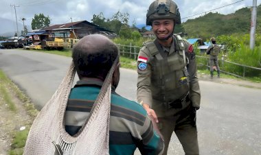 Patroli-Rutin,-Personel-Ops-Damai-Cartenz-2025-Pastikan-Oksibil-Aman