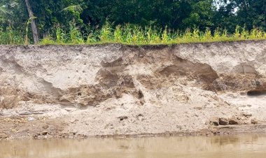 Dua-Anak-Tertimbun-Longsor-di-Kali-Melolo,-Satu-Meninggal-Dunia