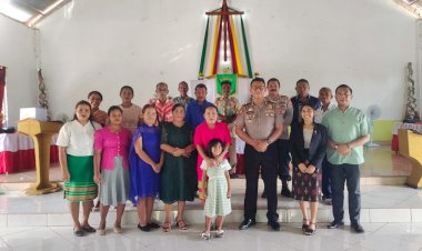 Polsek-Pandawai-Polres-Sumba-Timur-Hadir-di-Tengah-Jemaat-GKS-Maujawa-Lewat-Kegiatan-Minggu-Kasih