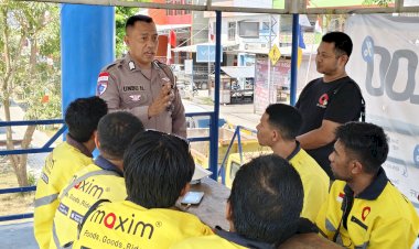 Gelar-Sosialisasi,-Kanit-Kamsel-Ajak-Ojol-Jadi-Mitra-Jaga-Kamtibmas