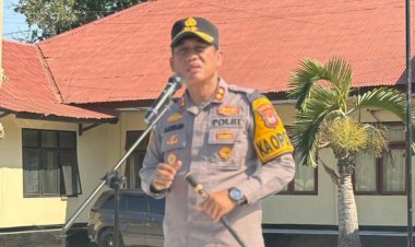 Kapolres-Sumba-Timur-Tekankan-Pentingnya-Disiplin-Pribadi-dalam-Apel-Jam-Pimpinan