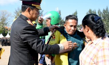 Apel-Kebangsaan-Polda-NTT:-Ojol-dan-Buruh-Kompak-Jaga-Persatuan,-Tolak-Intoleransi-dan-Radikalisme