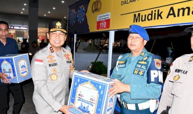 ​-Sukses-Kawal-Mudik-Aman,-Keluarga-Nyaman:-Kapolda-NTT-Bersama-Jajaran-Catatkan-Tren-Positif-dan-