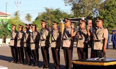 Rotasi-Jabatan,-Kapolres-Sumba-Timur-Pimpin-Upacara-Pelantikan-dan-Sertijab-Sejumlah-Pejabat
