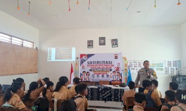 Polsek-Haharu,-Polres-Sumba-Timur-Perkuat-Ketahanan-Generasi-Muda-Melalui-Sosialisasi-Bahaya-Radikalisme,-Narkoba,-dan-Judi-Online