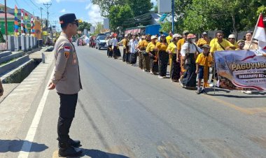 Pastikan-Karnaval-HUT-ke-81-RI-Berjalan-Lancar,-Kapolres-Sumba-Timur-Pimpin-Langsung-Pengamanan