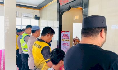 Polres-Sumba-Timur-Gelar-Shalat-Istighotsah-dan-Doa-Bersama-untuk-Masyarakat-Terdampak-Gempa-Flores
