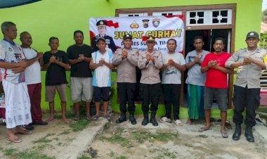 Dekatkan-Diri-dengan-Masyarakat,-Polres-Sumba-Timur-Gelar-Jumat-Curhat-di-Kelurahan-Hambala
