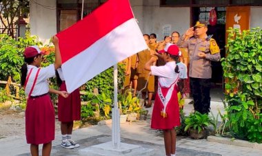 Kapolres-Sumba-Timur-Jadi-Irup-di-SD-Inpres-Kalu,-Tekankan-Stop-Bullying