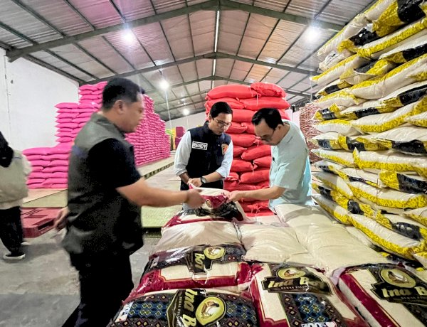 Polda NTT Cek Distributor Beras di Kota Kupang, Temukan Penjualan di atas HET, Distributor diberi Teguran Tertulis