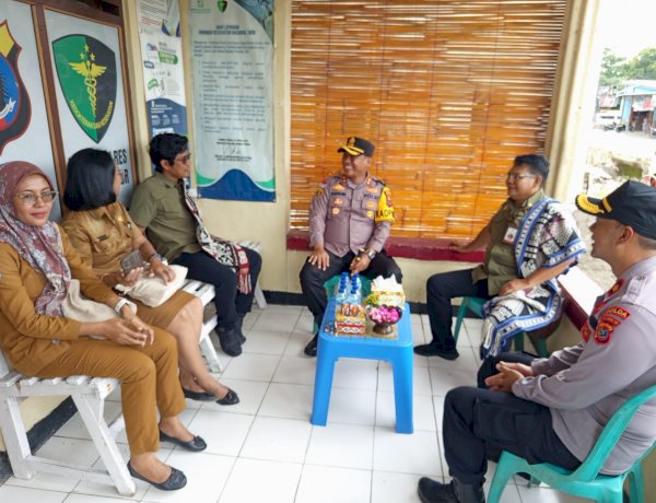 Penasihat Khusus Presiden RI Bidang Kesehatan Tinjau Klinik Polres Sumba Timur