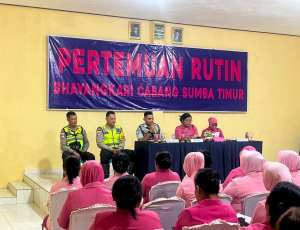 Jasa Raharja dan Satlantas Polres Sumba Timur Edukasi Bhayangkari tentang Keselamatan Berlalu Lintas dan Klaim Santunan
