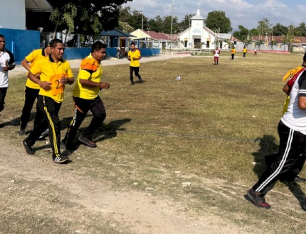 Dukung Kesiapan Tugas, Polres Sumba Timur Laksanakan Kesamaptaan Jasmani
