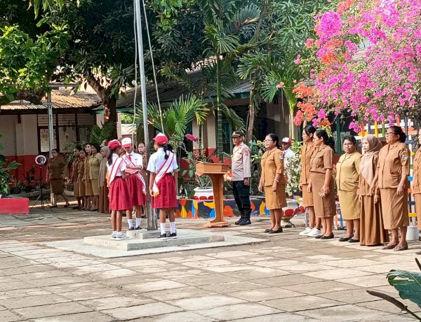 Cegah Bullying Sejak Dini, Kasat Binmas Polres Sumba Timur Edukasi Siswa SD Inpres Uma Mapu
