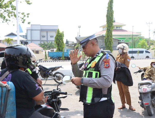 Kedepankan Pendekatan Humanis, Polres Sumba Timur Gelar Razia Kendaraan Bermotor