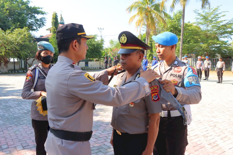 Kabag Perencanaan Polres Sumba Timur Naik Pangkat Pengabdian Menjadi Komisaris Polisi.