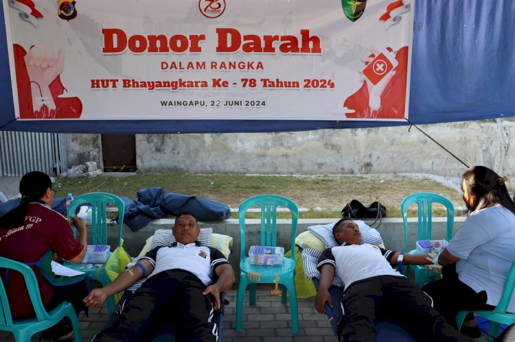 Semarak HUT Bhayangkara Ke 78, Polres Sumba Timur Lakukan Kegiatan Ini di Area Car Free Day.