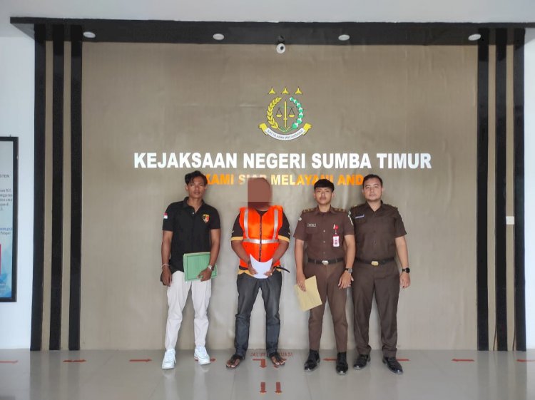 Penyidik Polres Sumba Timur Serahkan JHD Ke JPU