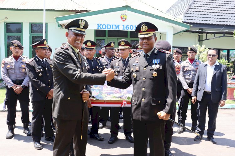 Peringatan HUT TNI ke-79: Kapolres Sumba Timur Tegaskan Pentingnya Sinergi Polri-TNI untuk Keamanan Bersama