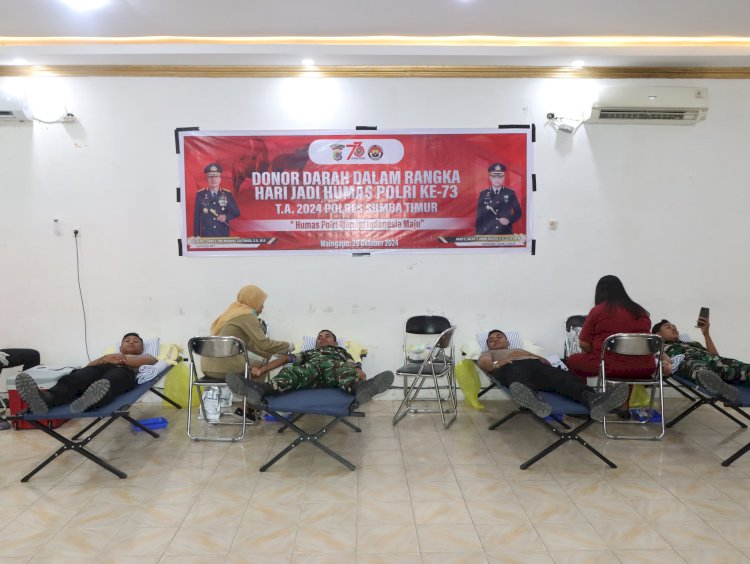 Polres Sumba Timur Gelar Donor Darah Dalam Rangka HUT Humas ke-73