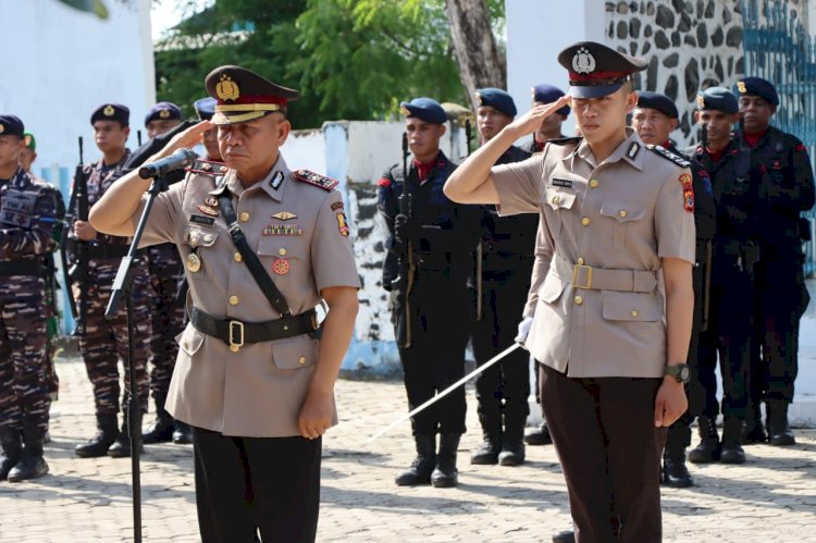 Wakapolres Sumba Timur Jadi Irup Dalam Upacara Ziarah Hari Pahlawan ke-79 Di TMP Umbu Ndawa Kareuk