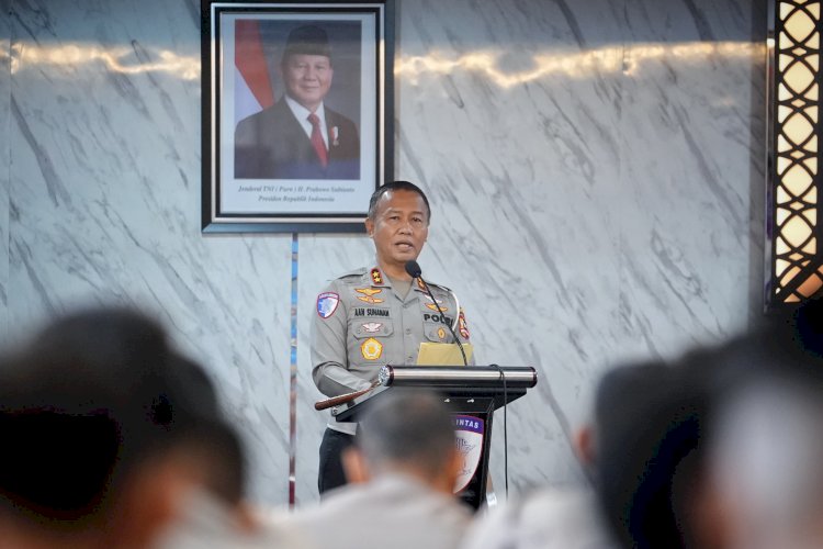 Kakorlantas Polri Gelar Latihan Pra Operasi Lilin 2024 Pengamanan Natal dan Tahun Baru 2025