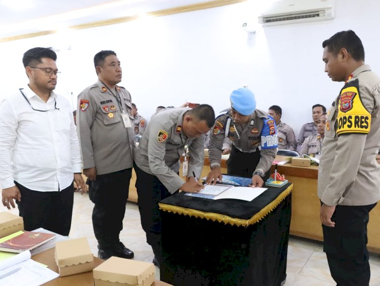 Polres Sumba Timur Gelar Sosialisasi DIPA dan Penyerahan Anggaran Tahun 2025