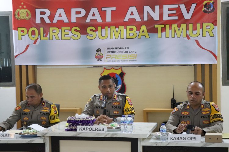 Kapolres Sumba Timur Tutup Anev Bulan Januari 2025: Tekankan Peningkatan Kegiatan Rutin