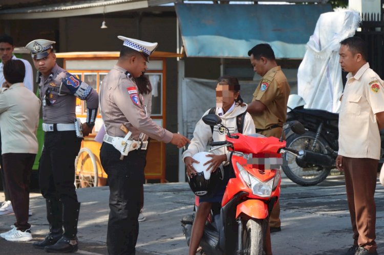 Hari Ke-8 Ops Patuh Turangga 2025, Polres Sumba Timur Jaring Pengendara di Bawah Umur