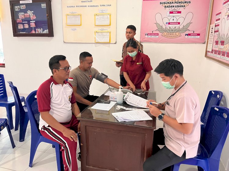 Biddokes Polda NTT Gelar Pemeriksaan Kesehatan Berkala di Polres Sumba Timur: Wujud Komitmen Jaga Kesiapan dan Kesehatan Personel