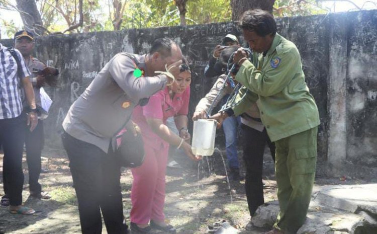 Jejak Pertama Kapolres Sumba Timur di Pulau Salura, Disambut Tradisi Leluhur